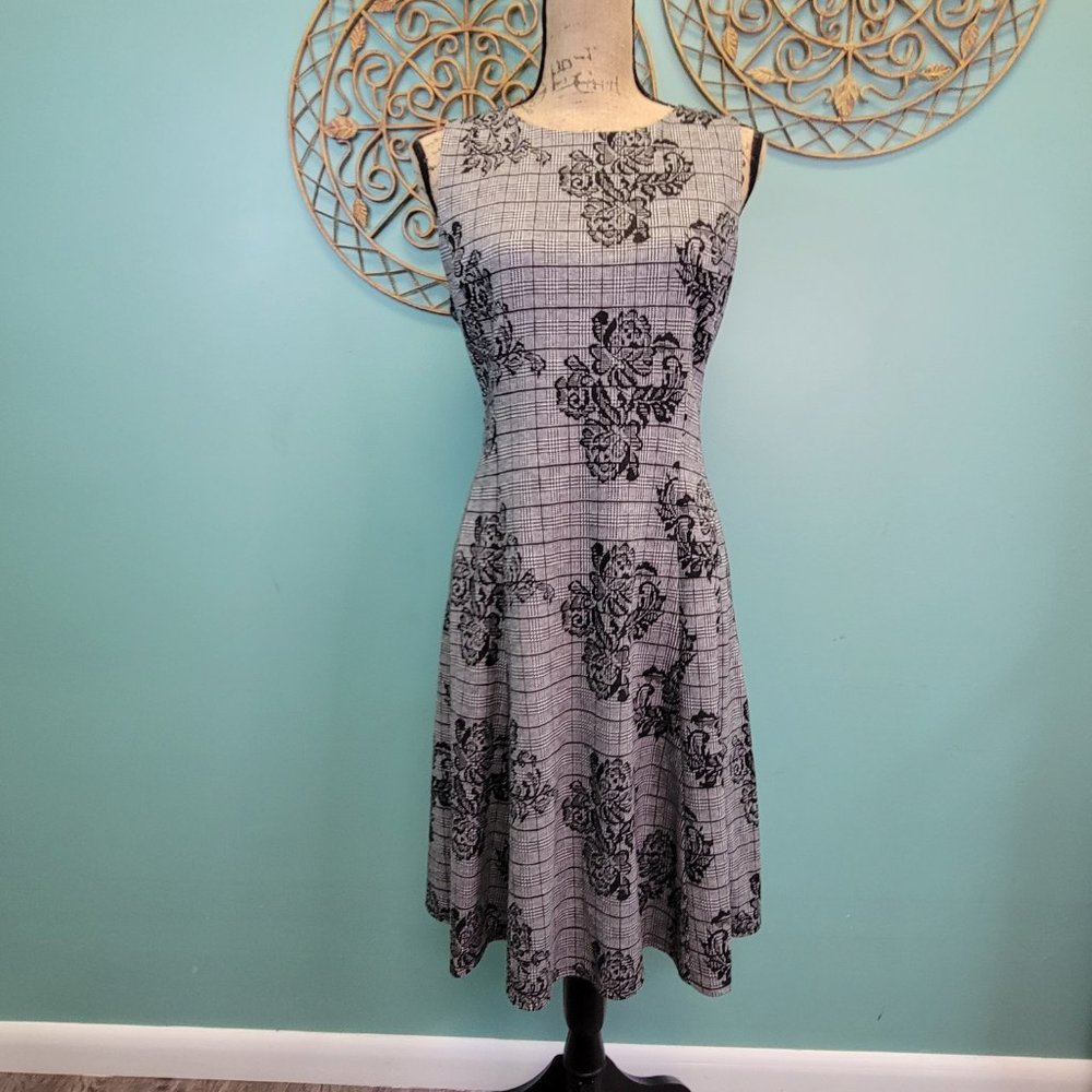 LONDON STYLE Midi Dress
